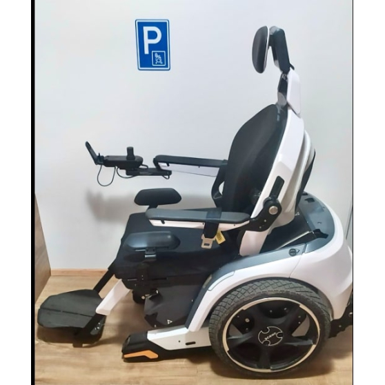 SCEWO, fauteuil motoris&eacute; montescalier